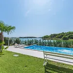 Vizula By Interhome *