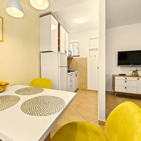 Apartment Vizula By Interhome