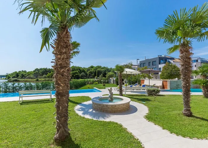 Vizula By Interhome * メドゥリン