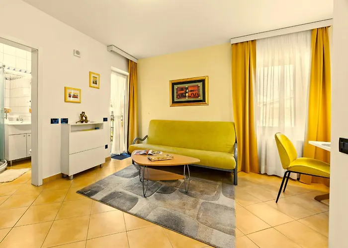 Vizula By Interhome * メドゥリン